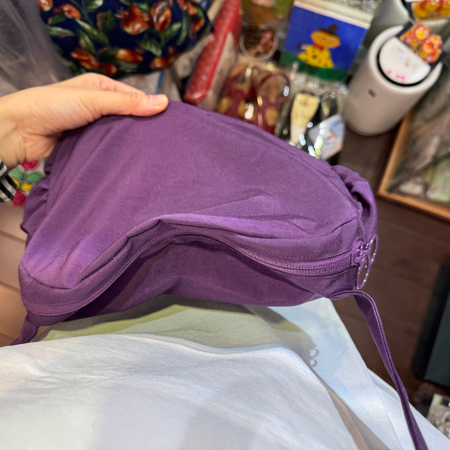 Anvocoeur Purple Frill Nylon Bag
