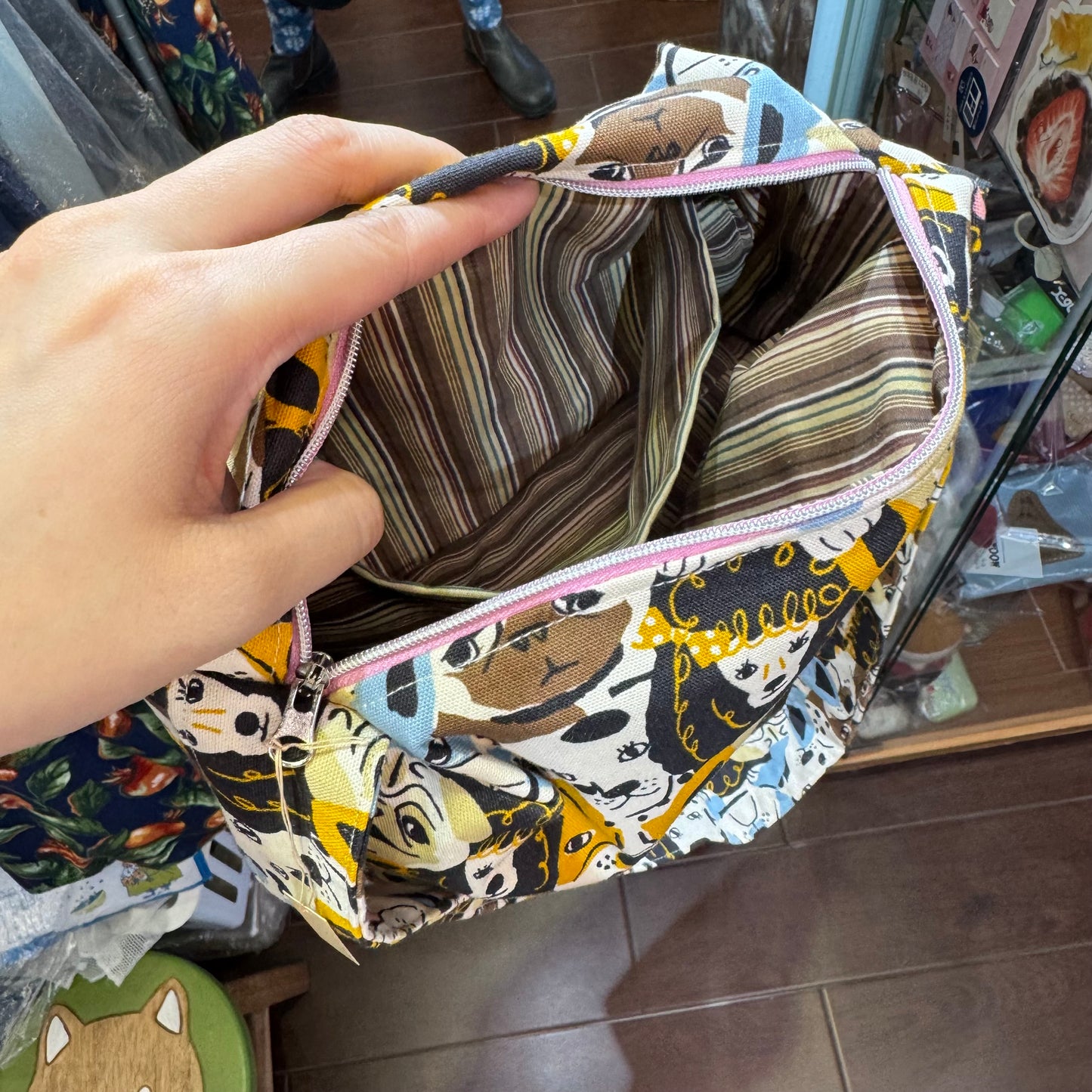 Handmade Dogs Prints Bag, fabric from Japan