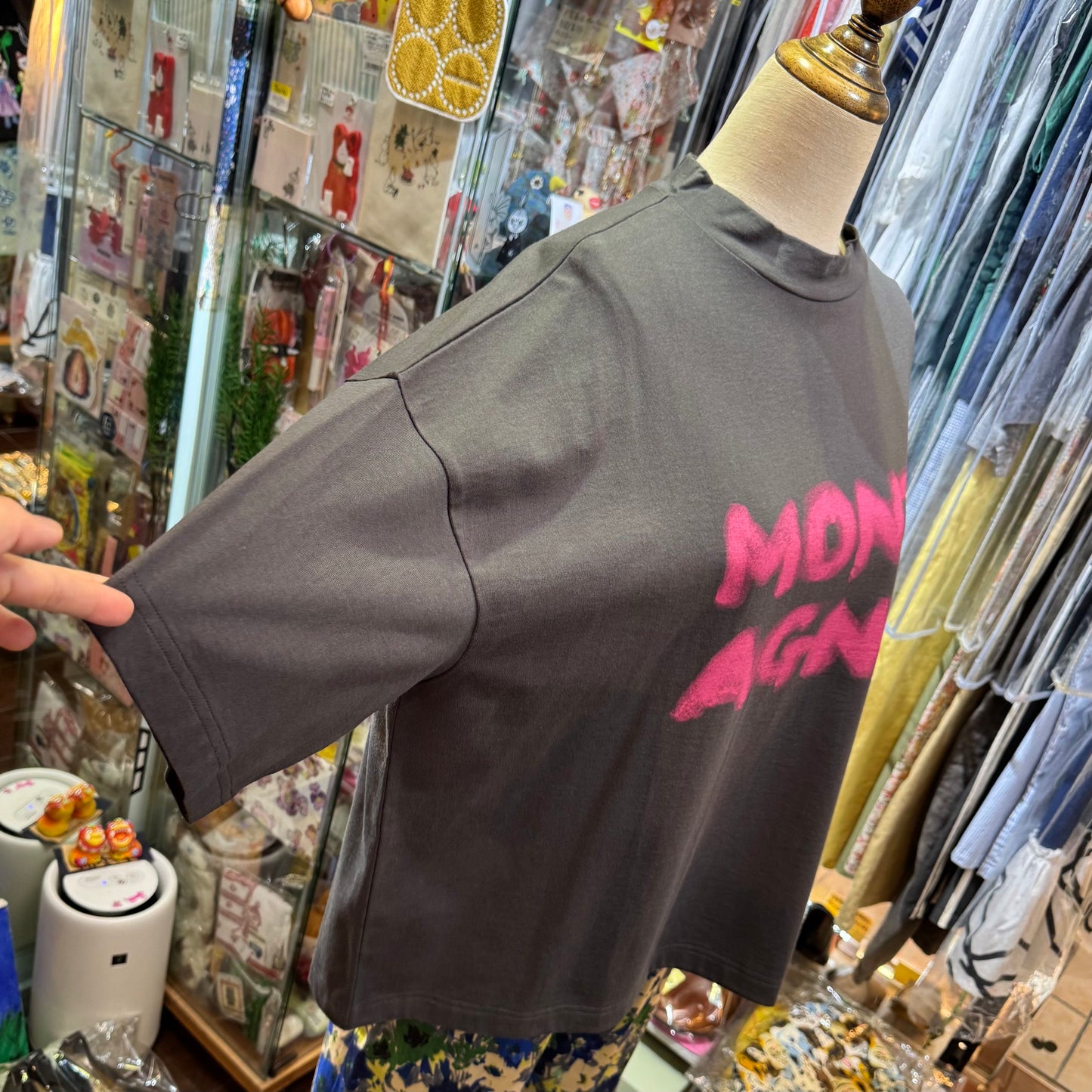 Tumugu French Mont Agne Charcoal T-shirt, made in Japan