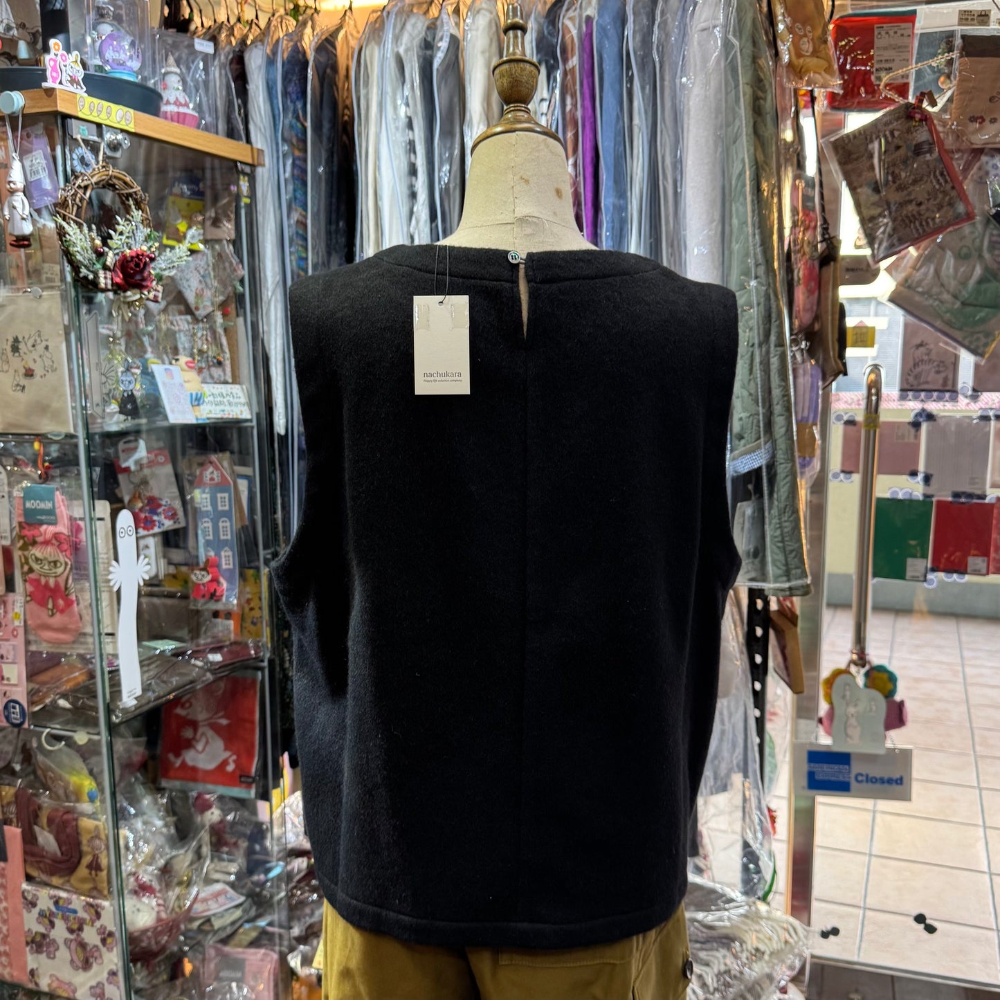 Sale-Nachukara Polka Black Vest, made in Japan