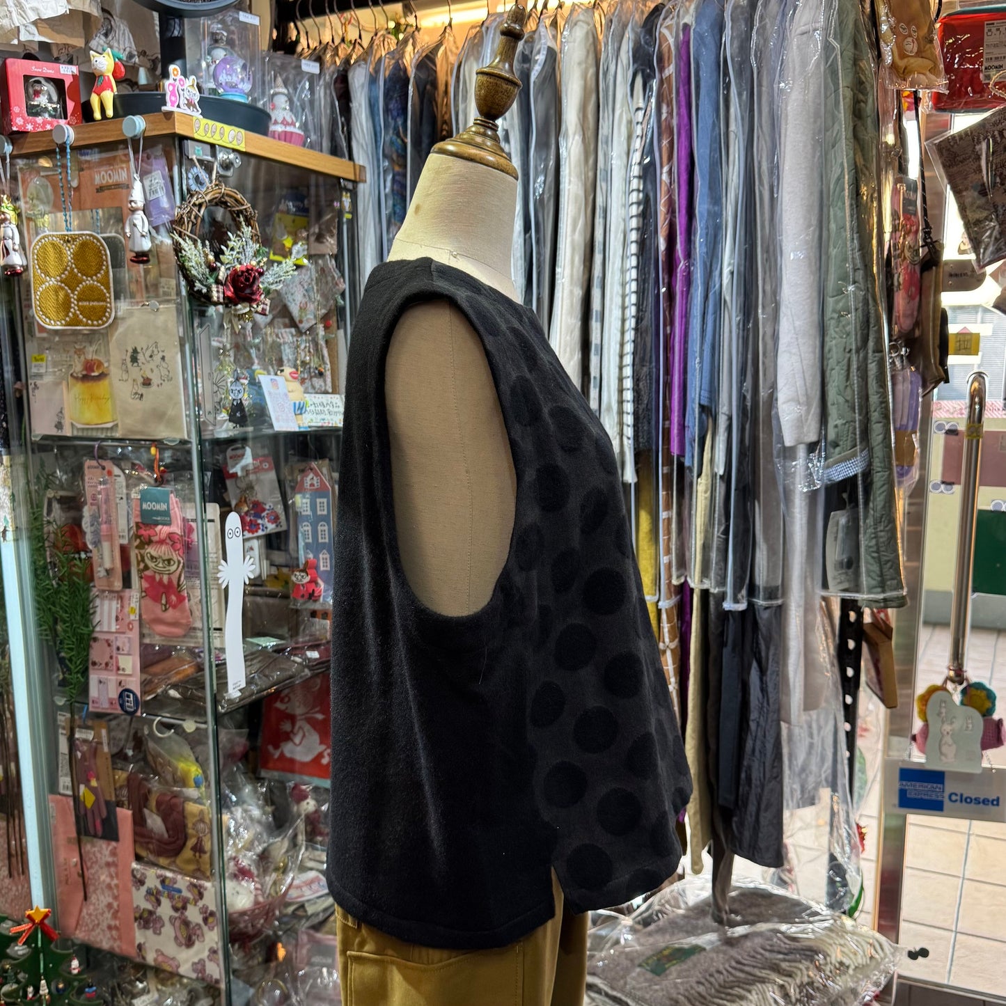 Sale-Nachukara Polka Black Vest, made in Japan