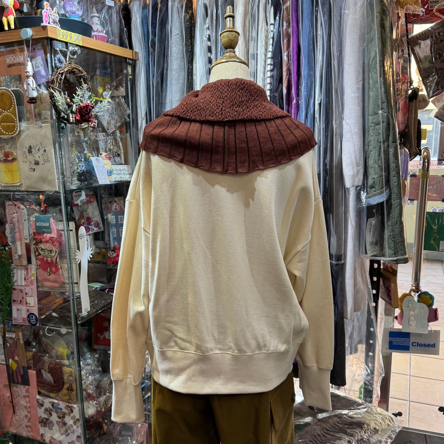 Sale- French Bull Brown Wool Knit Collar, made in Japan