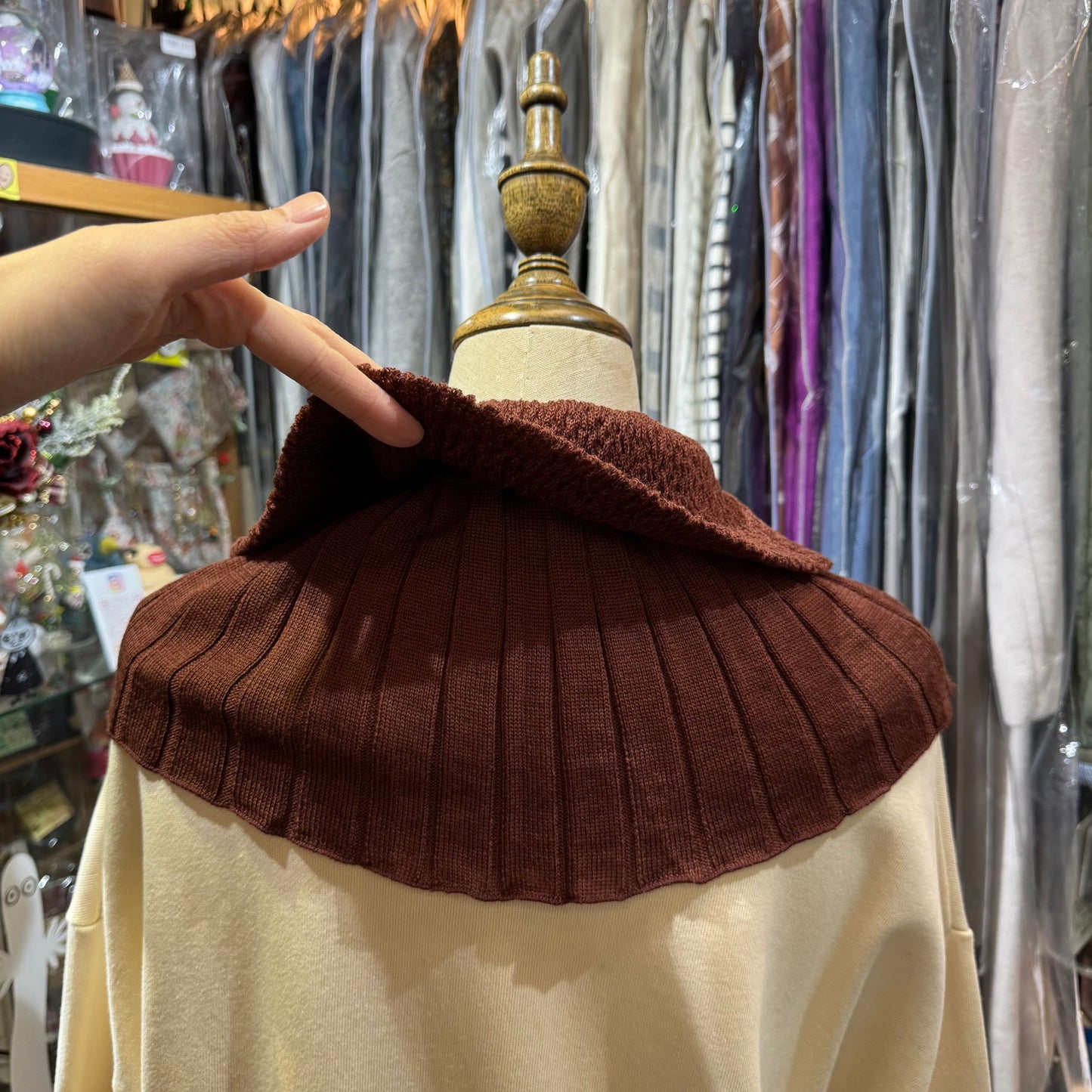 Sale- French Bull Brown Wool Knit Collar, made in Japan
