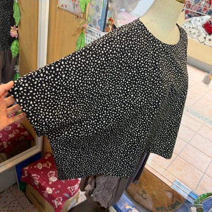 Mizuiro Ind Print Black Pullover Blouse, made in Japan