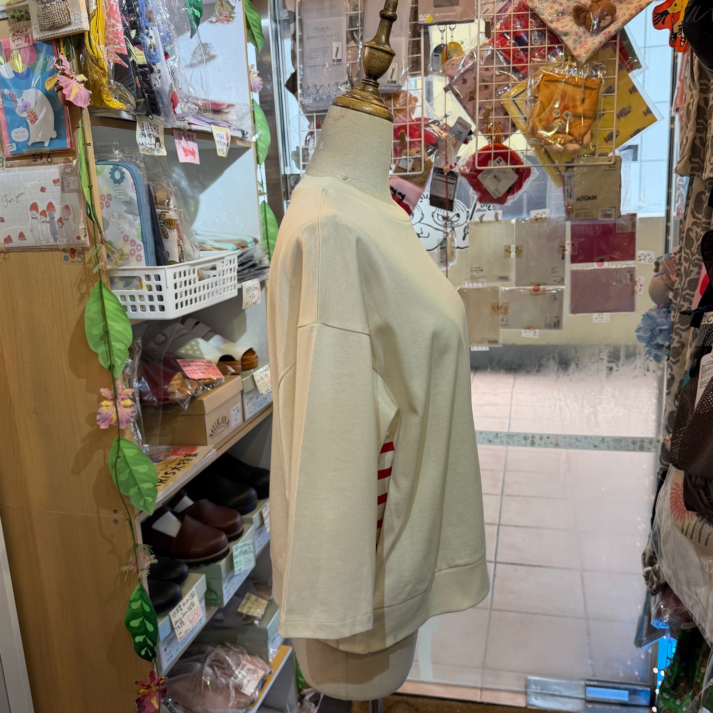 Munich Ivory X Red Striped Sweatshirt, made in Japan