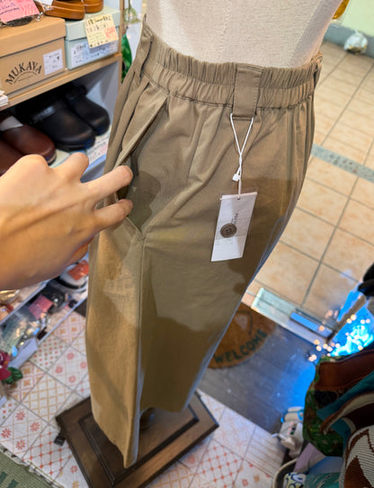 Pou Dou Dou Short Pants, 2 Colors