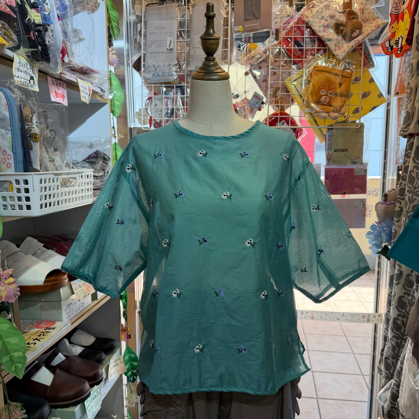 Doux bleu Embroidery Blouse, 2 Colors, made in India