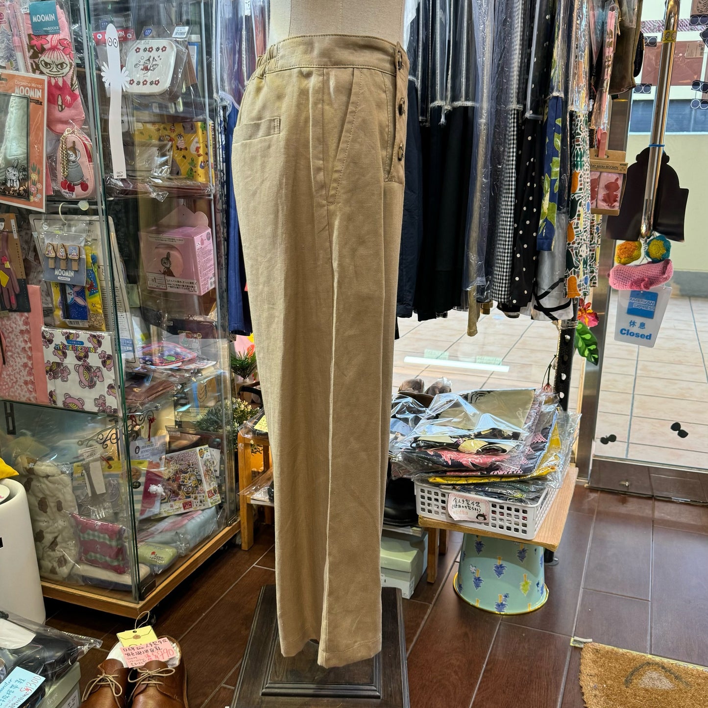 Vent d Ouest Beige French Linen Pants, size 40,  made in Japan