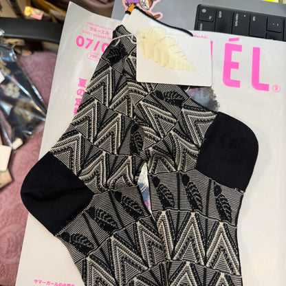 Antipast Leaf Bird Black Socks, made in Japan