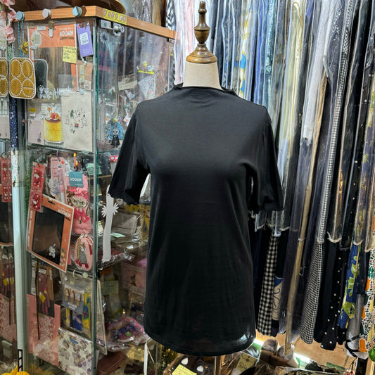 Sale- Lueuf Ruffles Top, T-shirt, 4 Colors, made in Japan