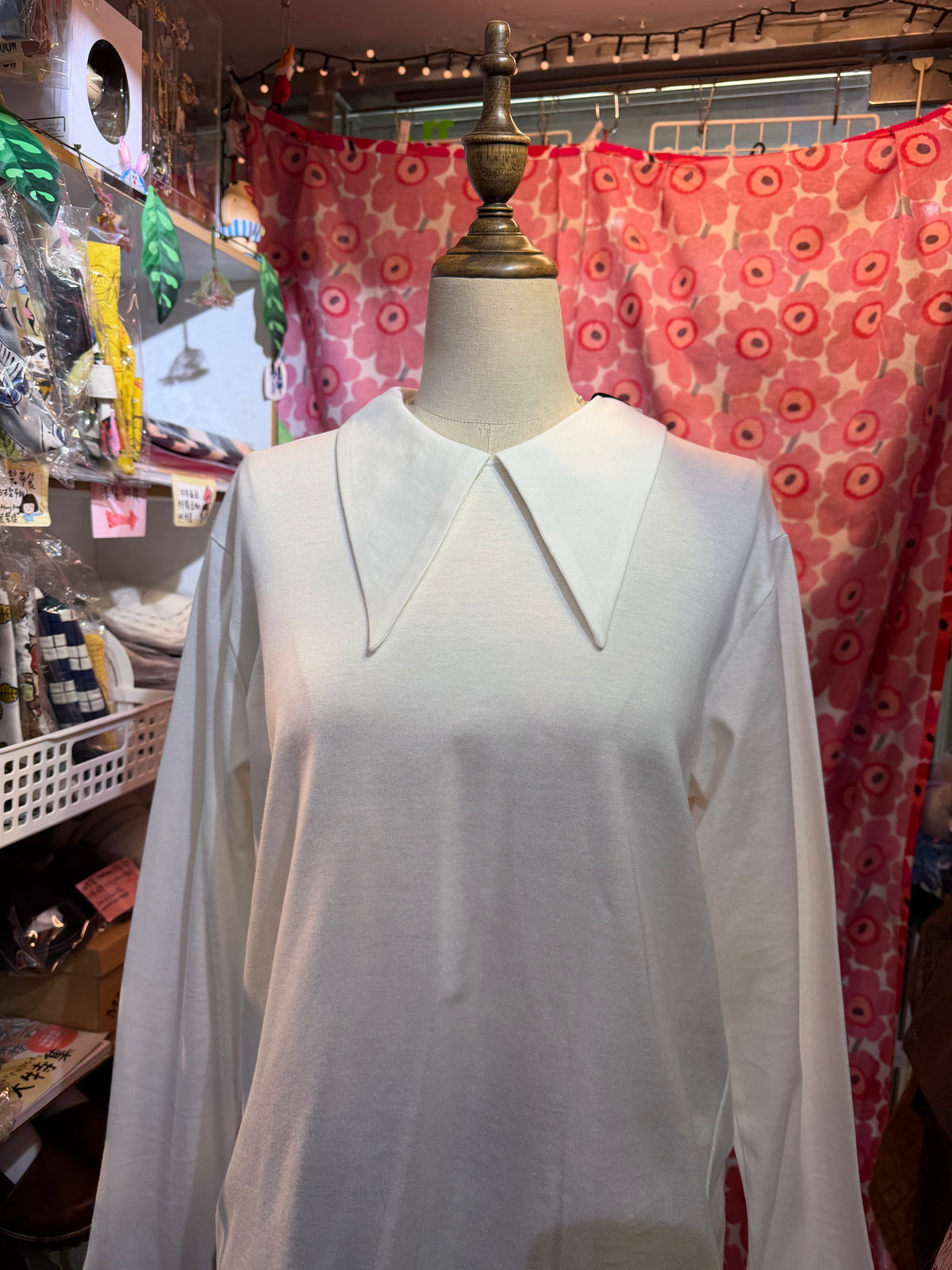 Mizuiro ind White Long Collar T-shirt, made in Japan
