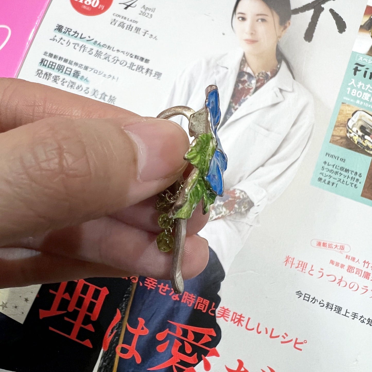 Sale- Palnart Poc Flower Hair Clip, made in Japan