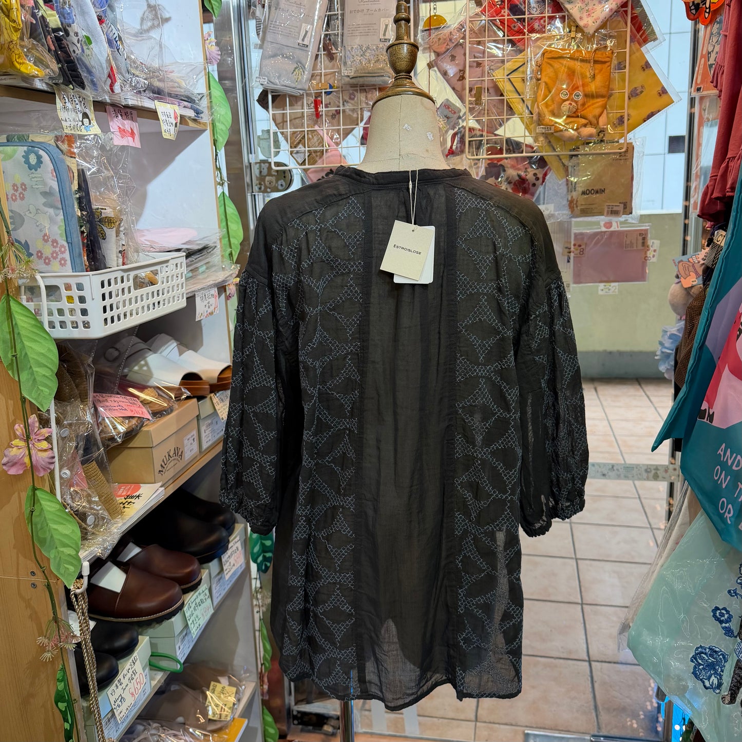 Estroislose Embroidery Charcoal Blouse, made in Japan