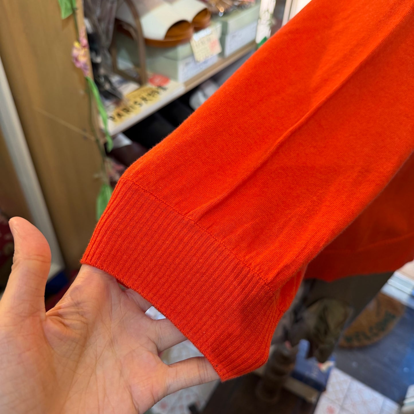 Tumugu Red Frill Cardigan