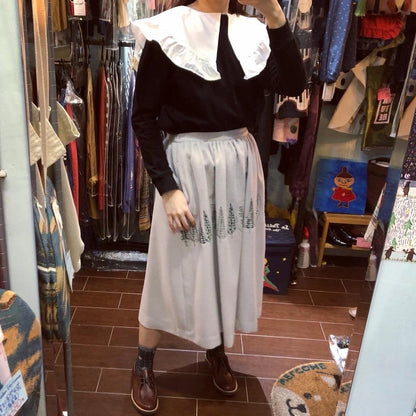 EXTRA30- Haupia Oak Embroidery Grey Skirt, made in Japan