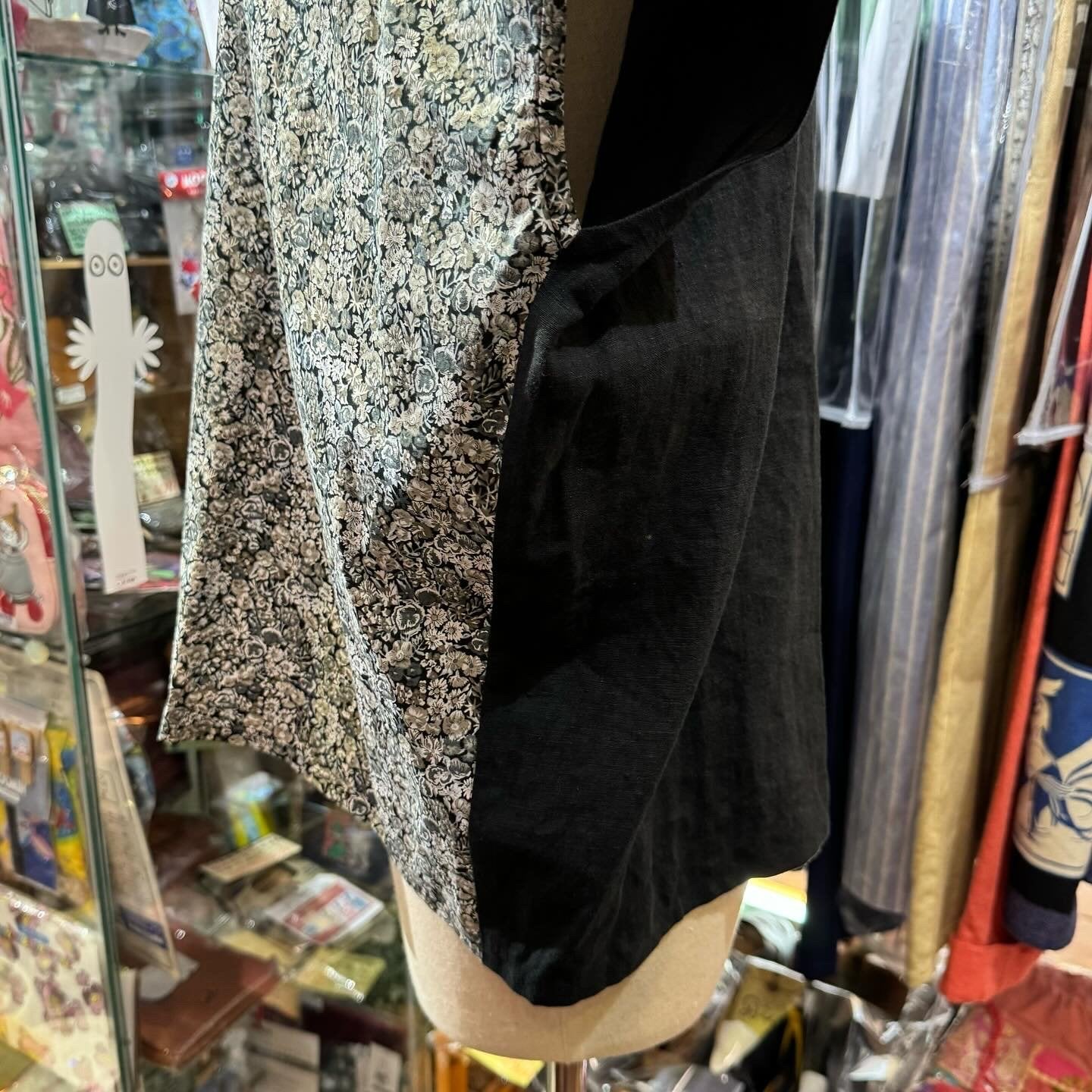 EXTRA20- Vent d Ouest x Liberty London Top, 2 Colors, made in Japan