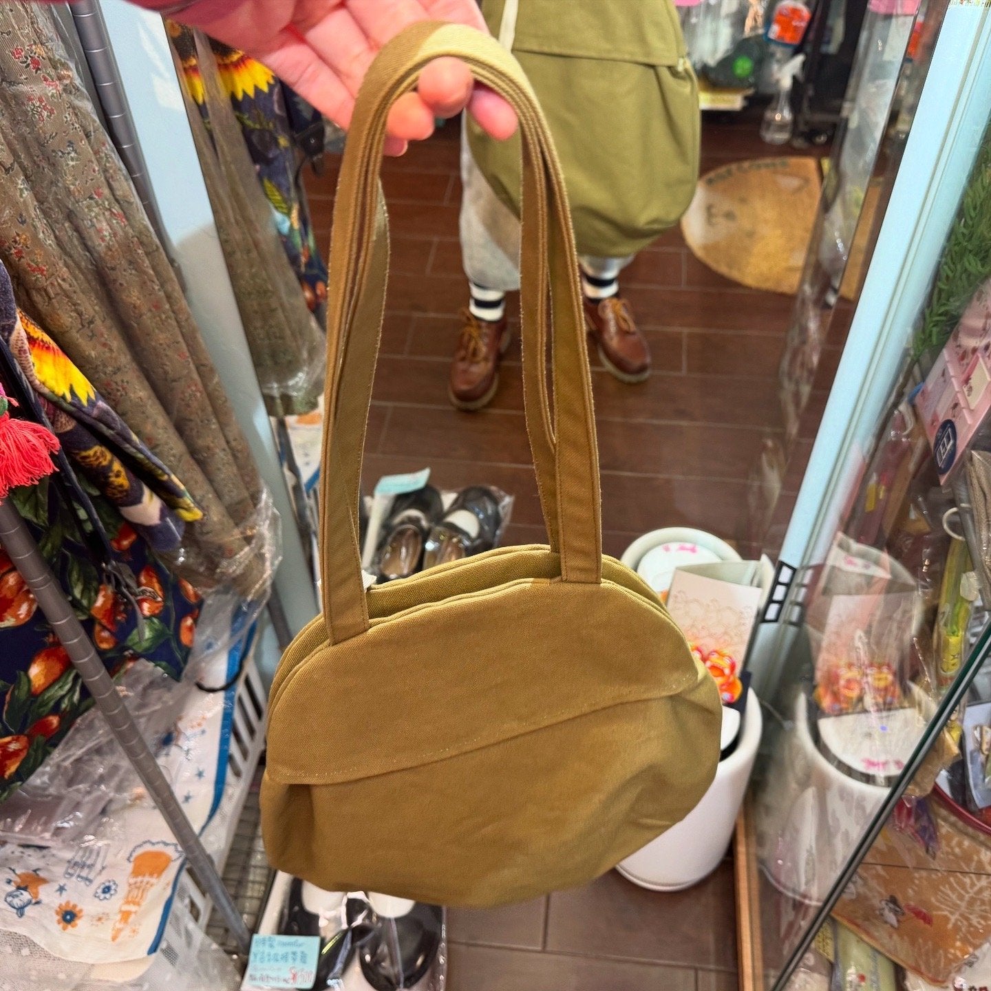 Anvocoeur Caramel Canvas Egg Bag, made in Japan