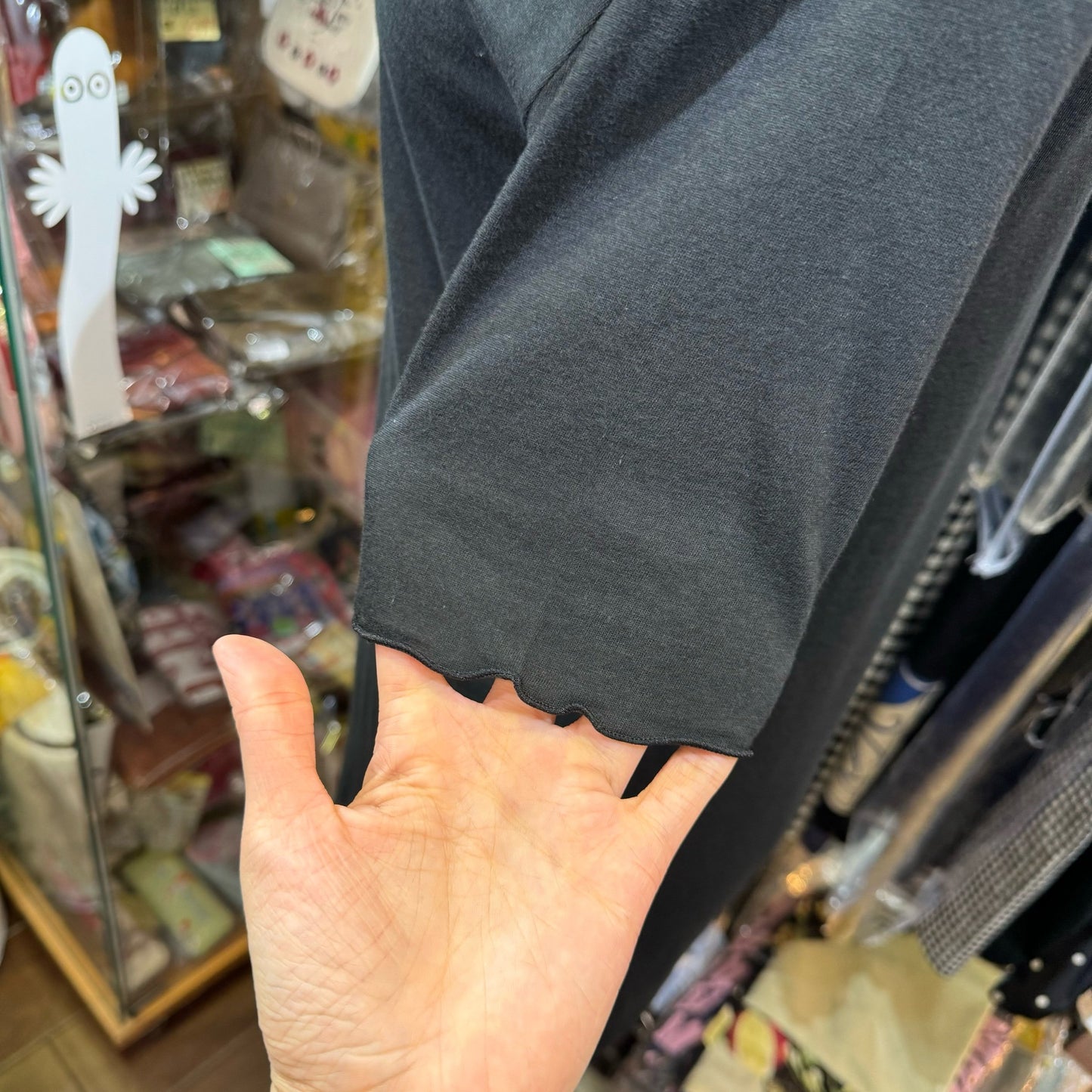 Sale- Lueuf Ruffles Top, T-shirt, 4 Colors, made in Japan