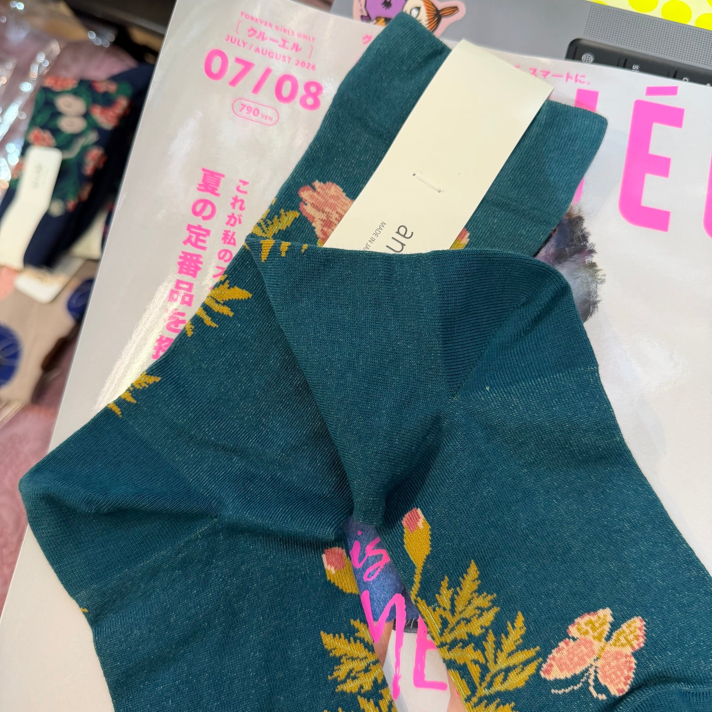 $99 only- ande Floral Green Socks, made in Japan