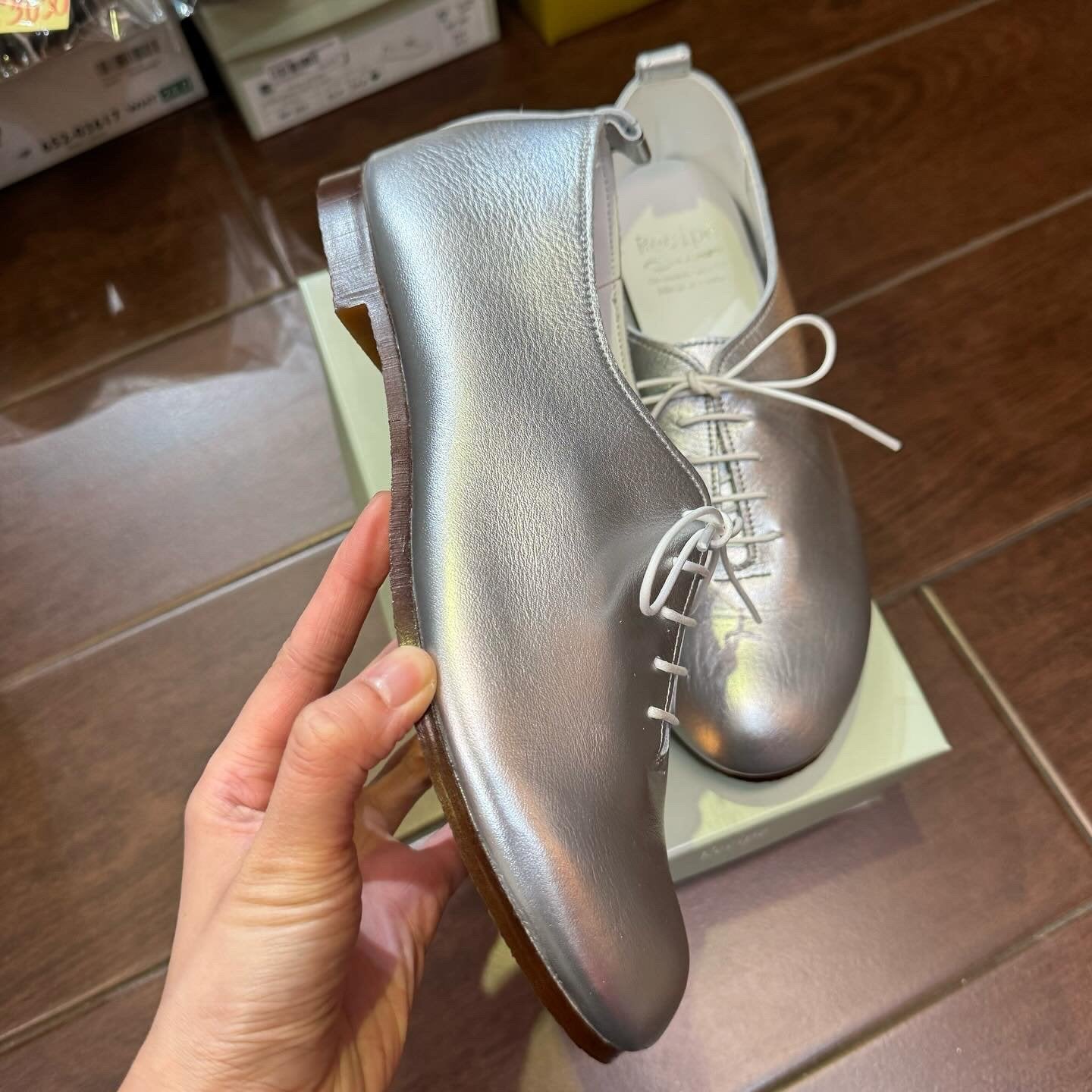 Recipe Silver Leather Shoes, size 25cm only , made in Japan