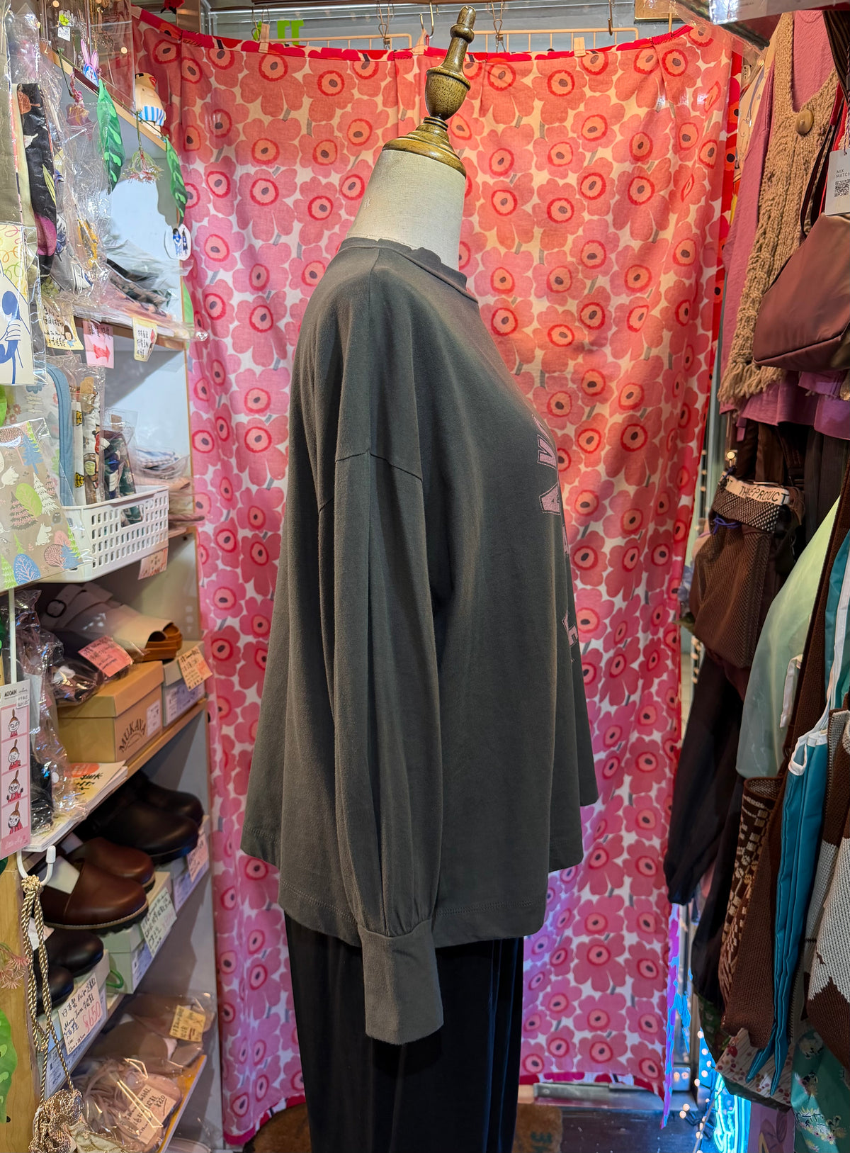 Laiterie A Voir… Charcoal T-shirt, made in Japan