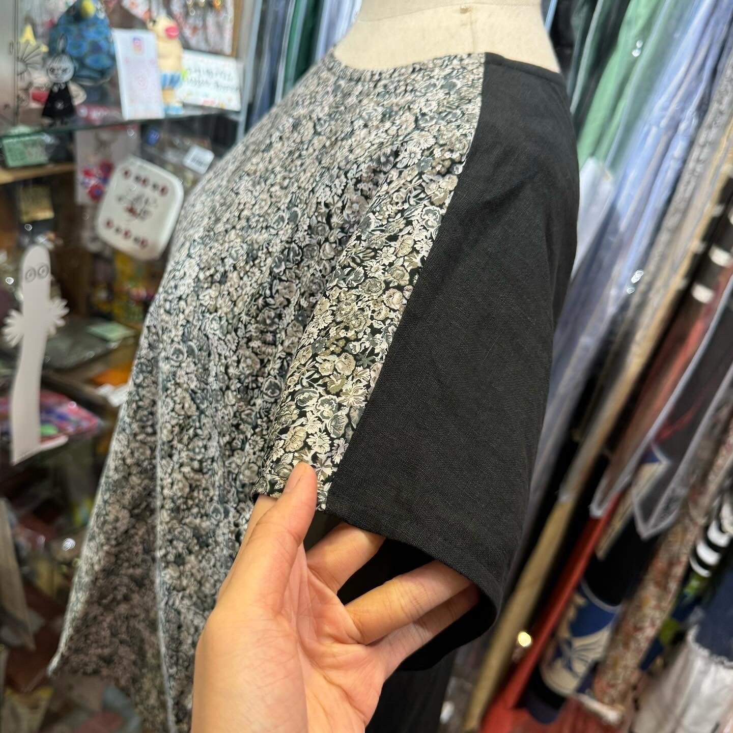 EXTRA20- Vent d Ouest x Liberty London Top, 2 Colors, made in Japan