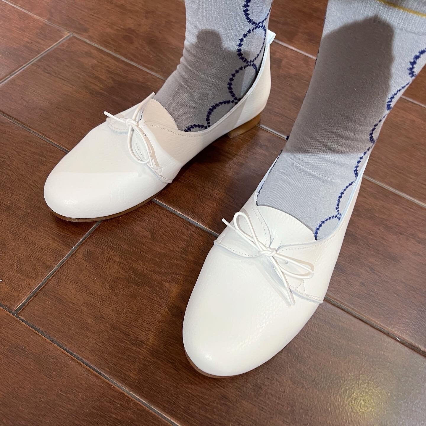 Sale- Paris a velo White Leather Shoes, made in Japan