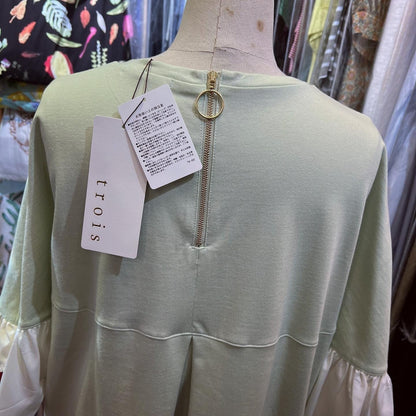 EXTRA30- Trois Apple Green Ruffles Top, made in Japan