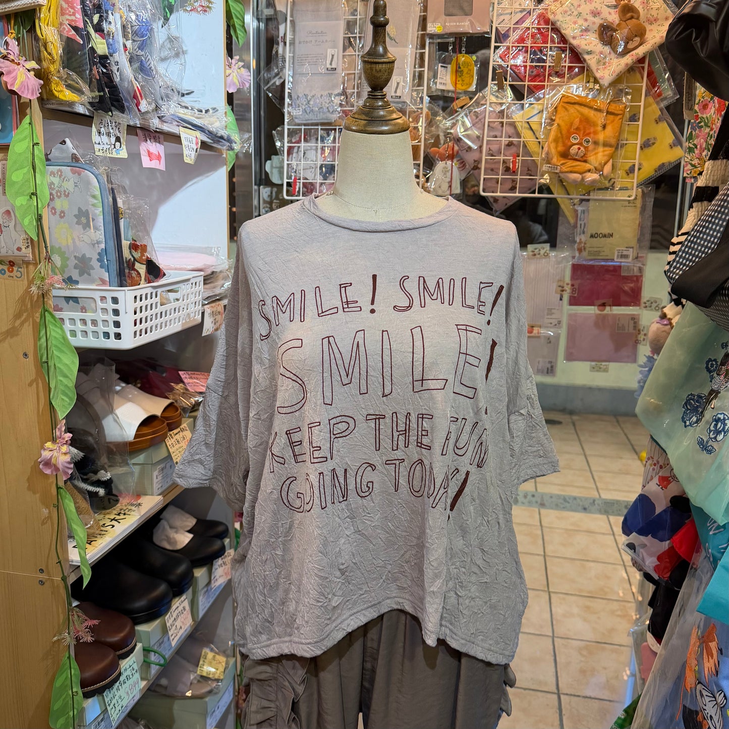 Tumugu SMILE Grey T-shirt, made in Japan