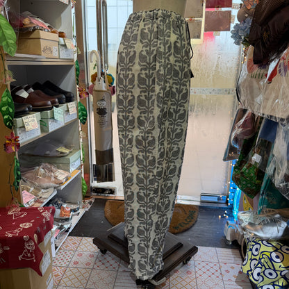 e’ternite’ de Soi-e Jacquard Pants, made in India