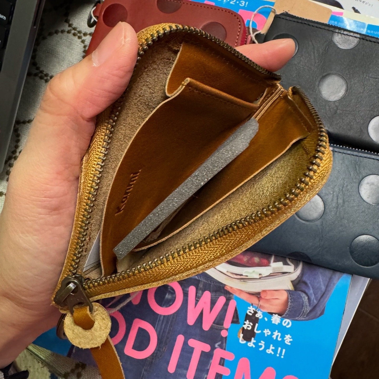 Kanmi Polka Leather Pouch, 4 Colors, made in Japan