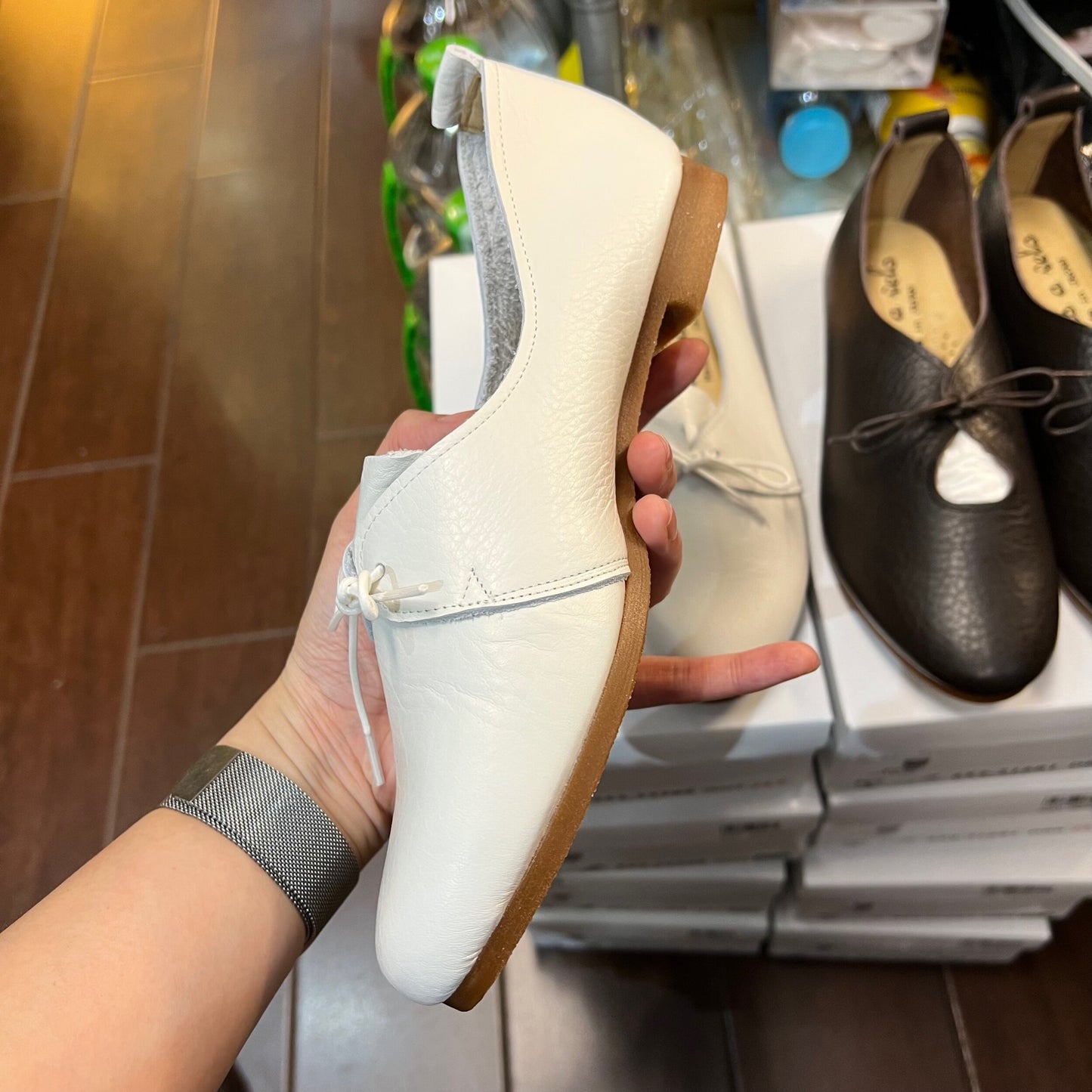 Sale- Paris a velo White Leather Shoes, made in Japan