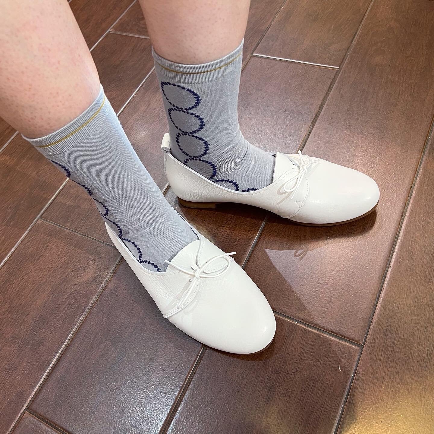 Sale- Paris a velo White Leather Shoes, made in Japan