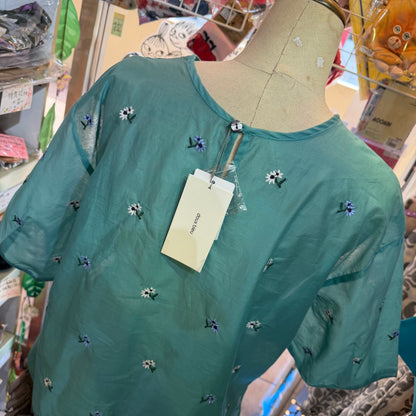 Doux bleu Embroidery Blouse, 2 Colors, made in India