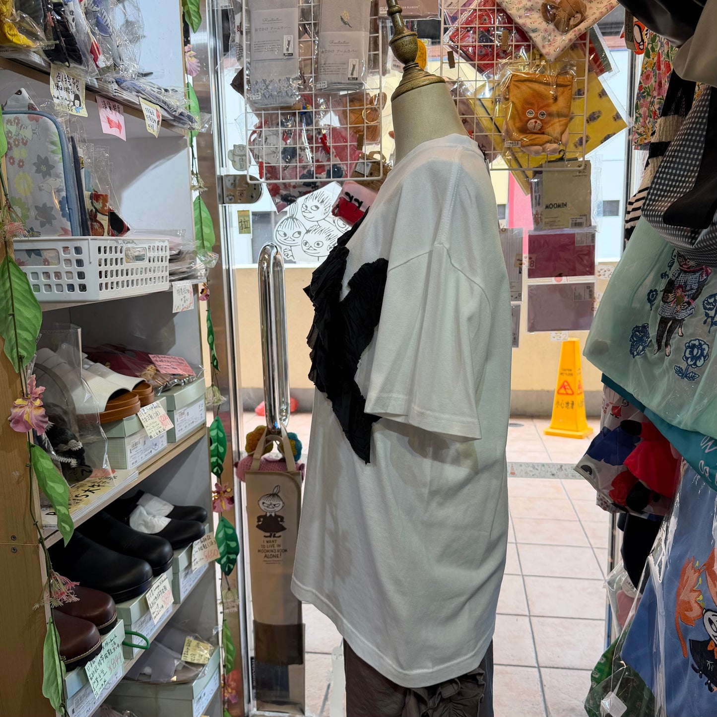 Iki Frill White T-shirt, size M, made in Japan