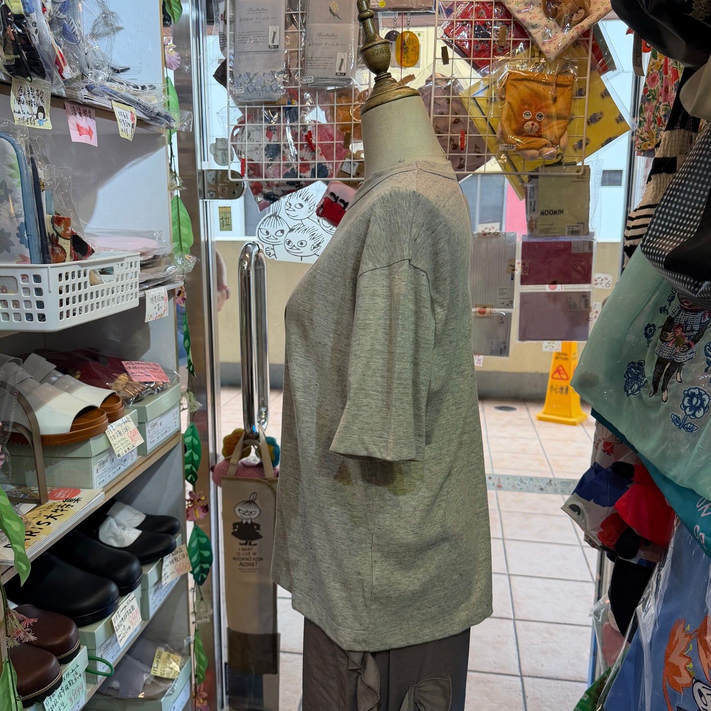 Nouvelles du Paradis Belly Trap T-shirt, 2 Colors, made in Japan