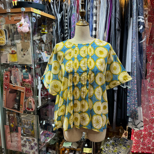 EXTRA20- Artipur Cats and Lemon Top, 2 Patterns, made in India