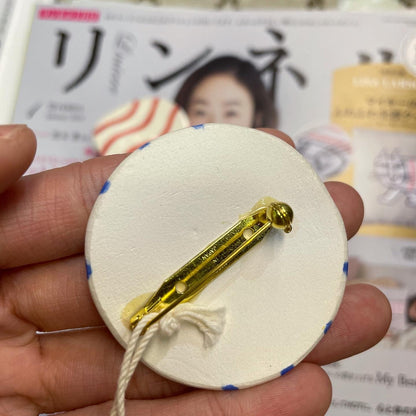Sale- nesessaire Ceramics Brooches,  2 Colors, made in Japan