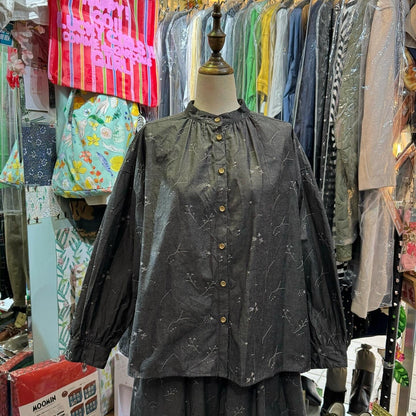 EXTRA30- Tumugu Embroidery Charcoal Shirt, made in Japan