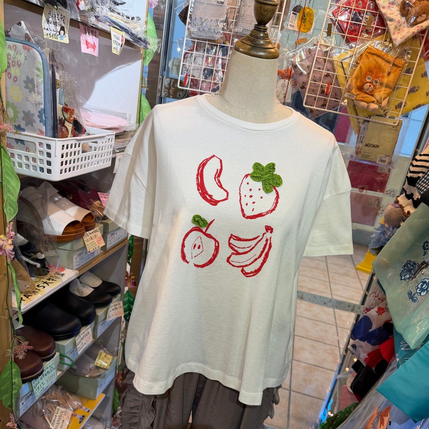 Latelier du Savon Fruits White T-shirt, made in Japan