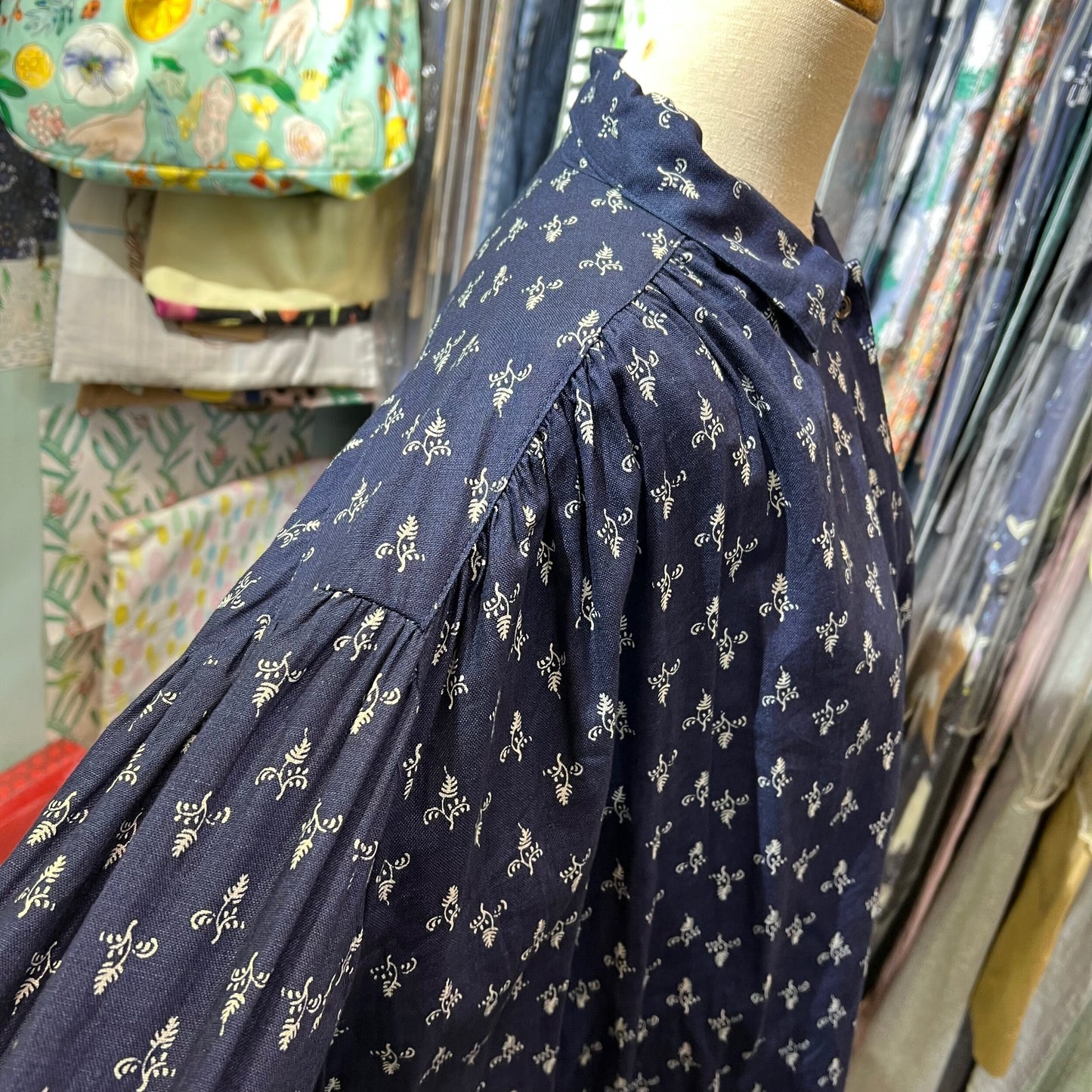 EXTRA20- ichi Floral Print Shirt, 2 Colors, made in Vietnam