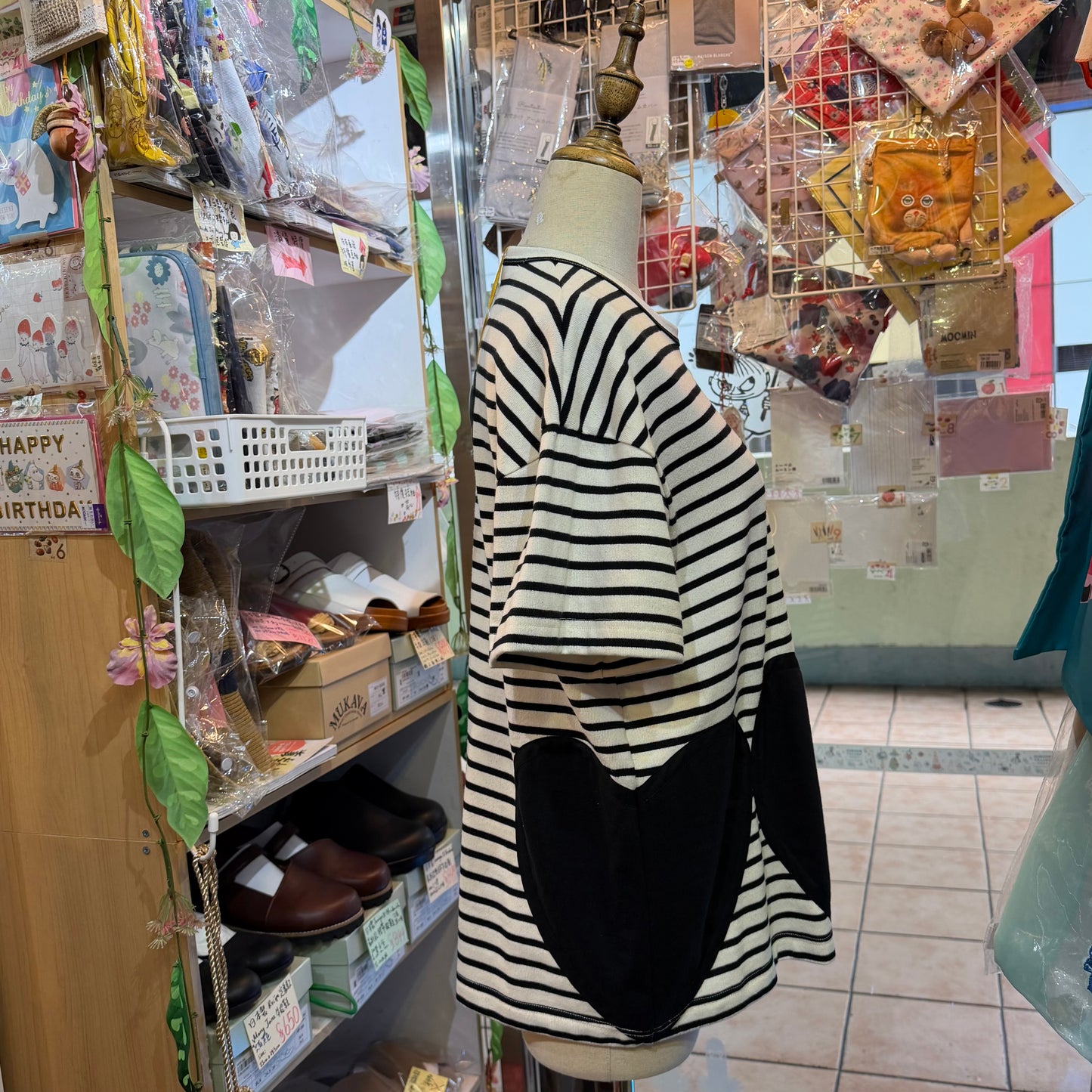 Drowse and yet… Striped Heart T-shirt, made in Japan