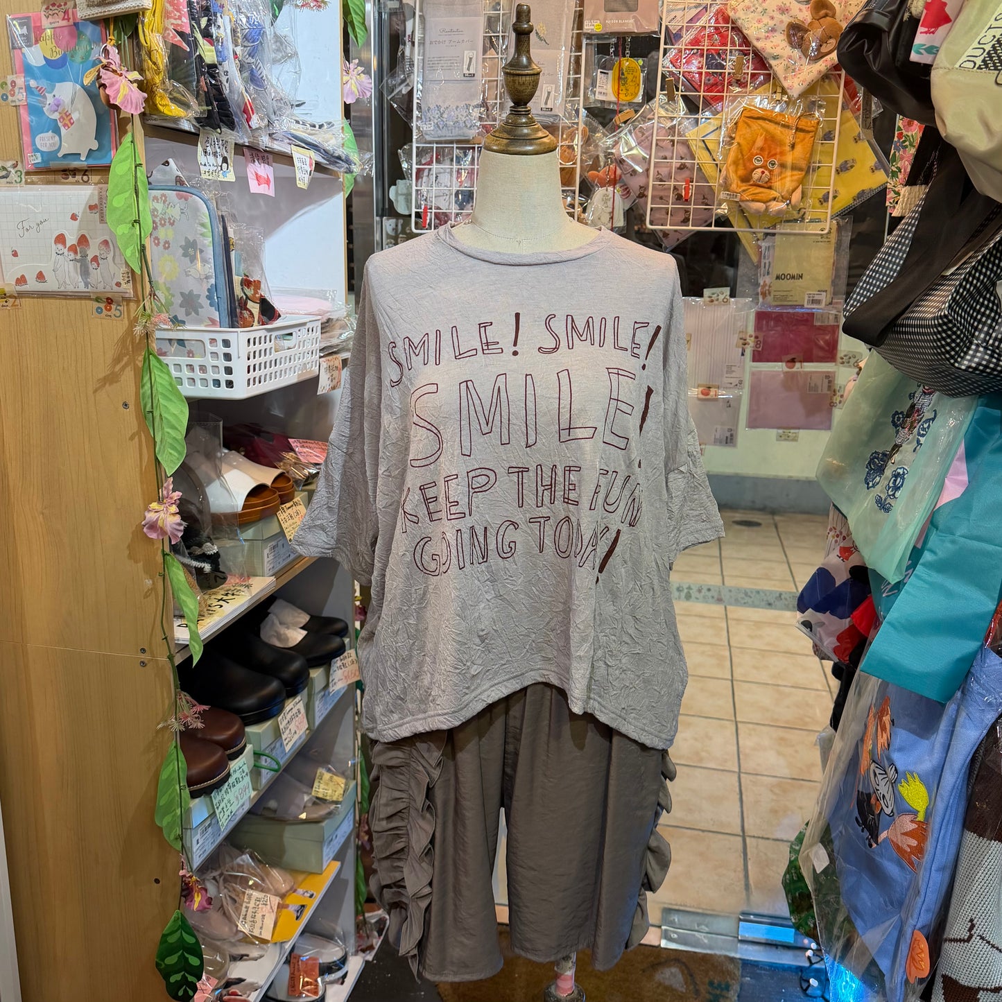 Tumugu SMILE Grey T-shirt, made in Japan