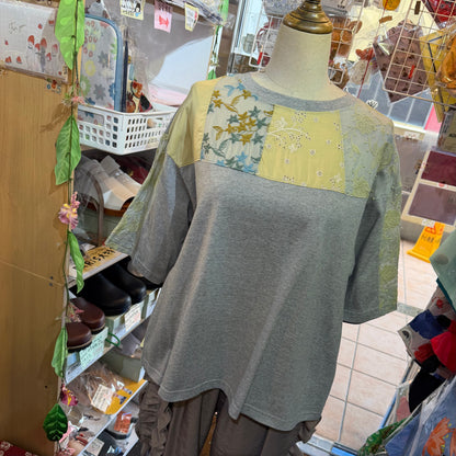 Cotton … Patchworks Grey T-shirt, made in Japan