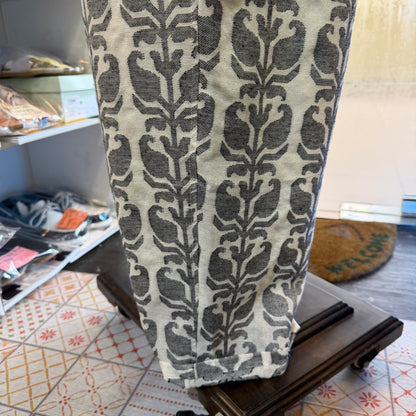 e’ternite’ de Soi-e Jacquard Pants, made in India