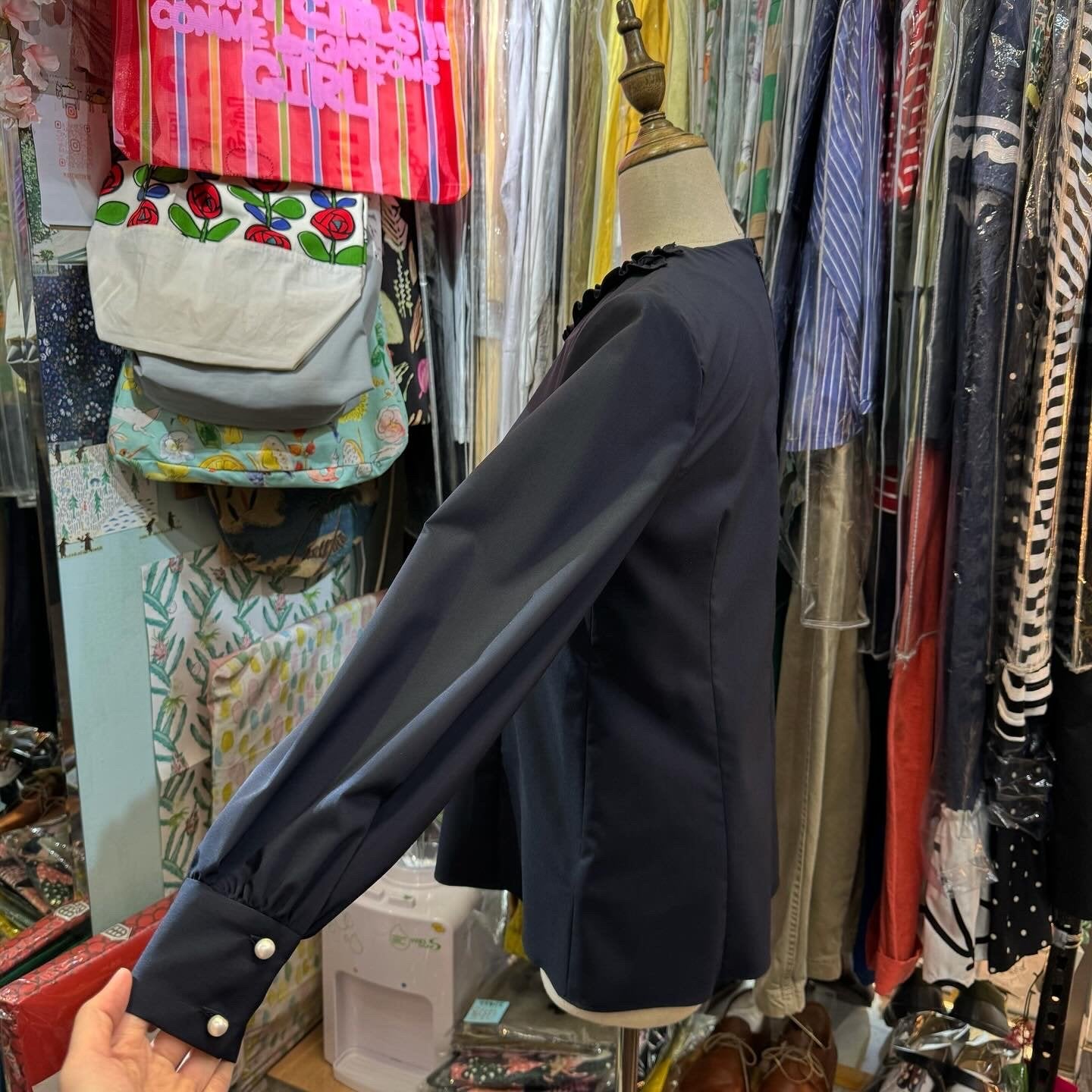 EXTRA20- Sono Navy Ruffles Collar Top, made in Japan