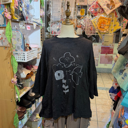 Tumugu Flowers and Birds Black T-shirt, made in Japan