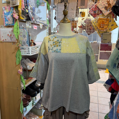 Cotton … Patchworks Grey T-shirt, made in Japan