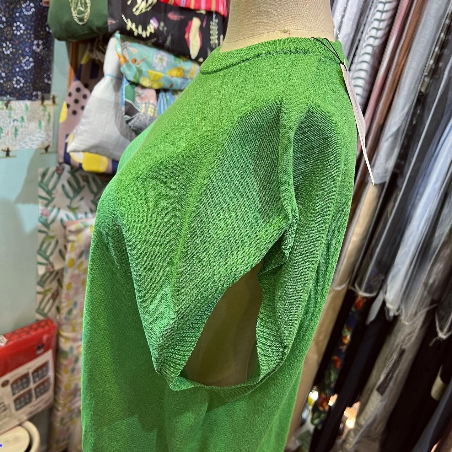 EXTRA20- Hands of Creation Green Vest Top, made in Japan