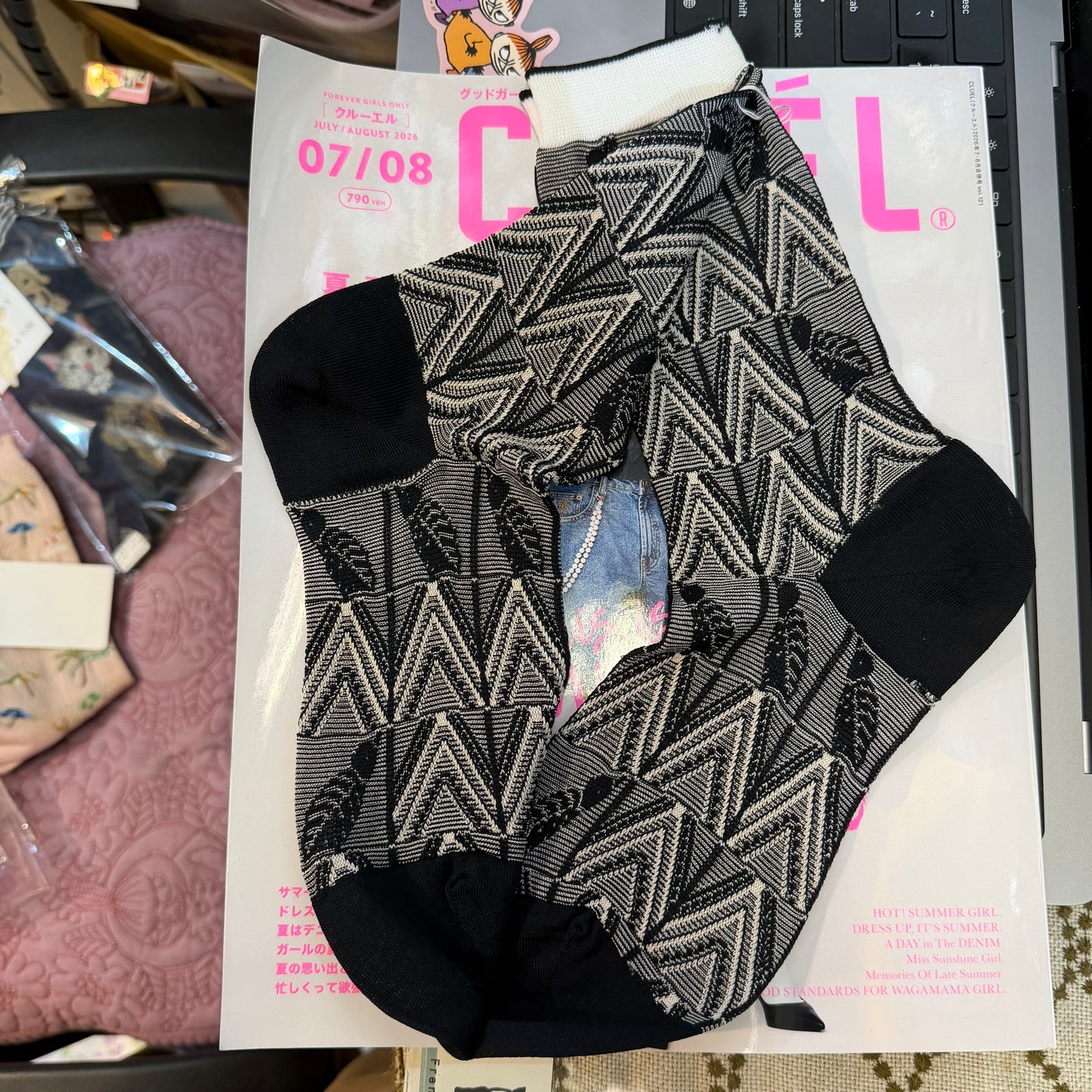 Antipast Leaf Bird Black Socks, made in Japan